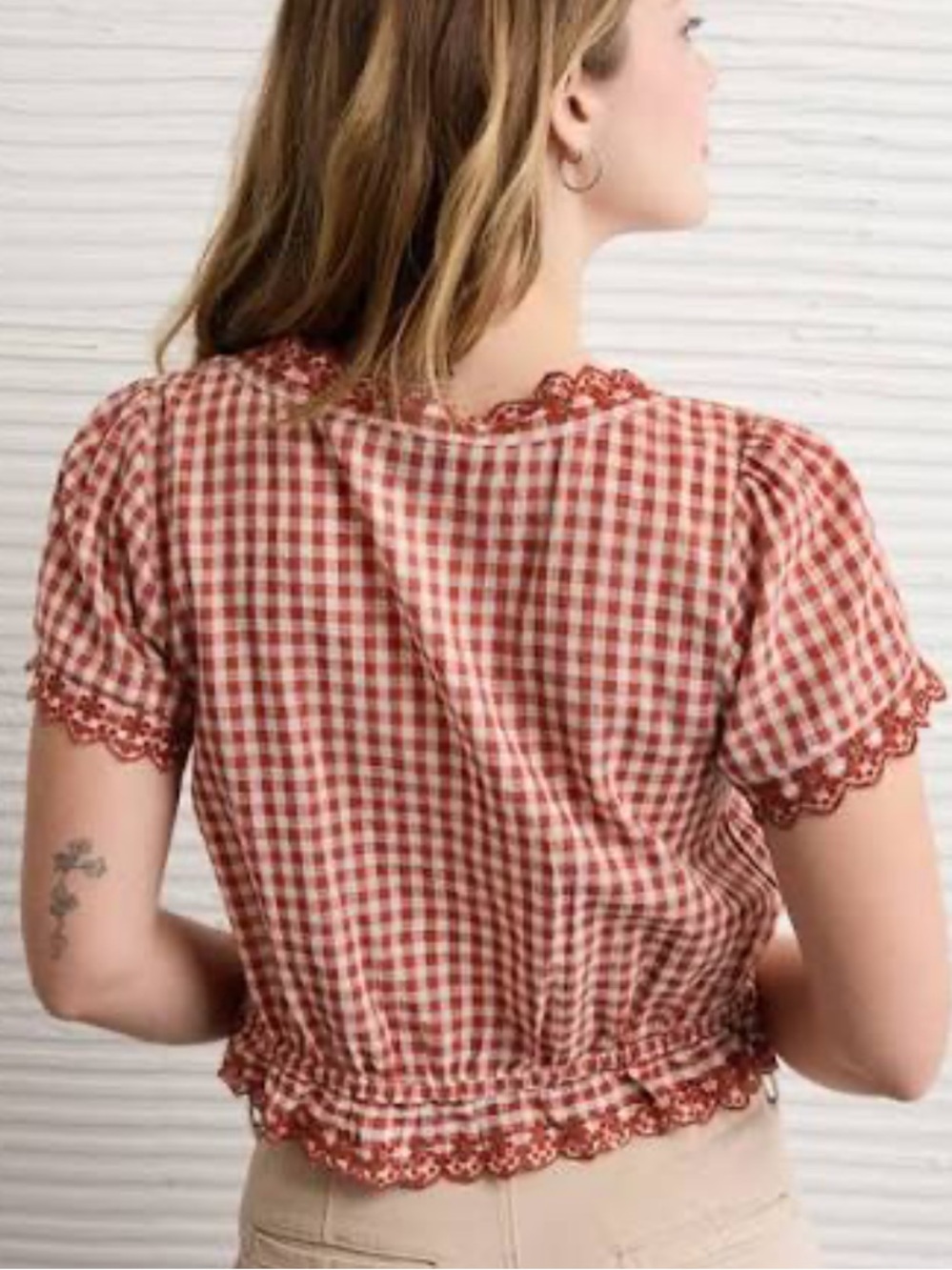 American Eagle Outfitters Red Gingham Short-Sleeve Button-Up Top - Picture 4 of 4